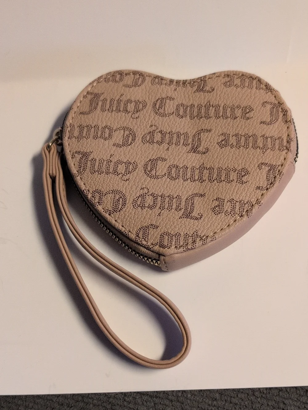Juicy Couture Heart Wristlet - Beige New No Tag